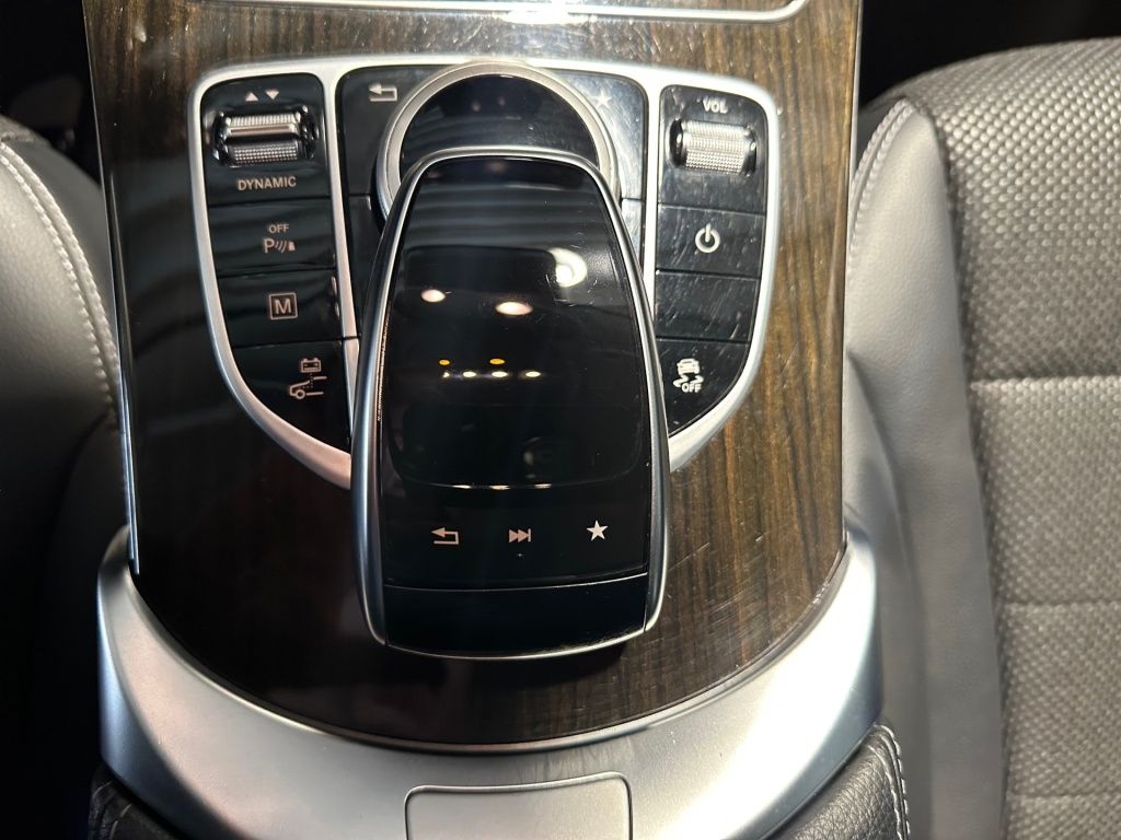 Fahrzeugabbildung Mercedes-Benz GLC 350 e 4M EXCLUSIVE Navi LED CD SHZ DAB RDK