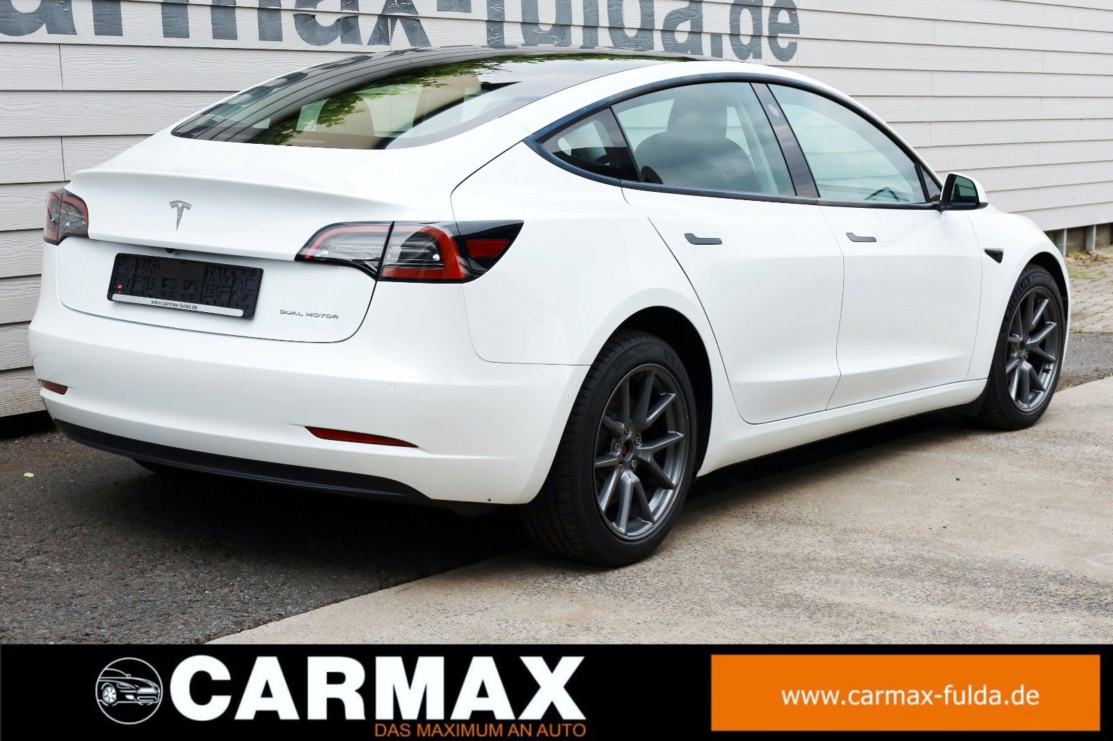 Fahrzeugabbildung Tesla Model 3 Long Range AWD, Autopilot 3, Panorama,WR