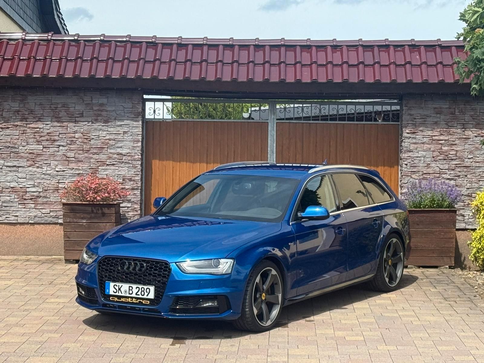 AUDI A4 S line Sportpaket / plus quattro