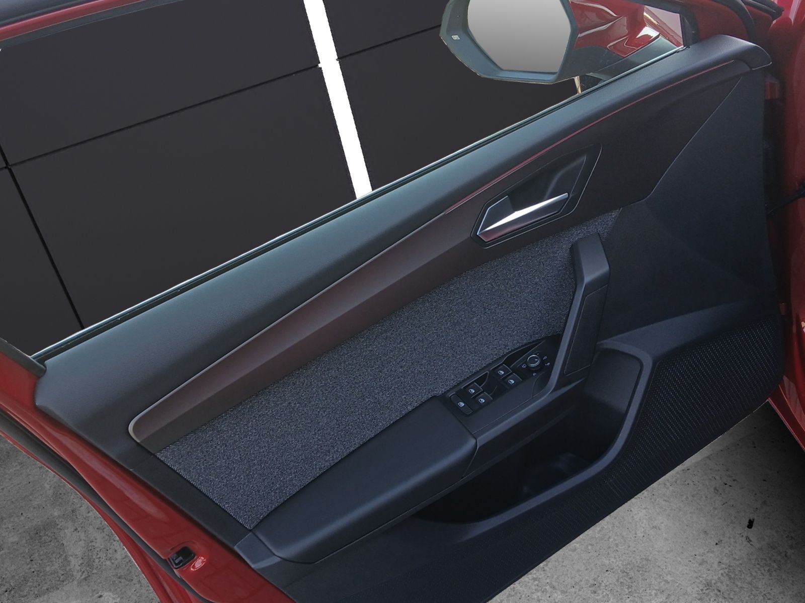 Fahrzeugabbildung SEAT Leon eTSI Xcellence DSG LED GRA RFK SH 18"