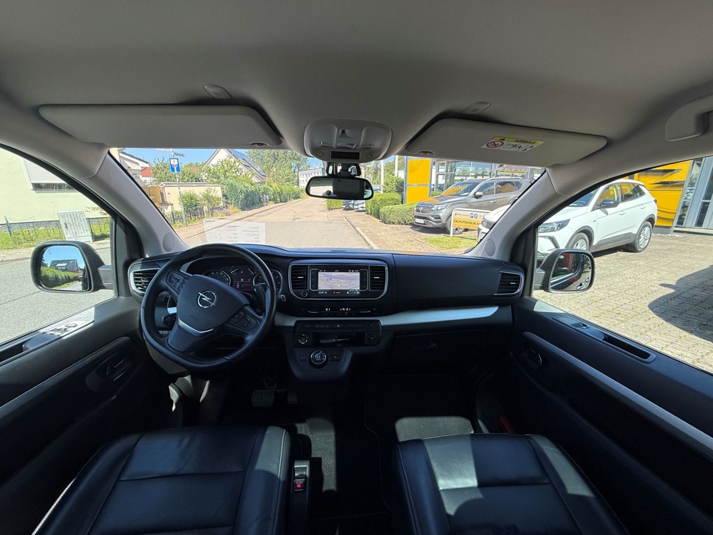 Fahrzeugabbildung Opel Zafira Life Elegance M 2.0 8-Sitzer+Pano+AHK