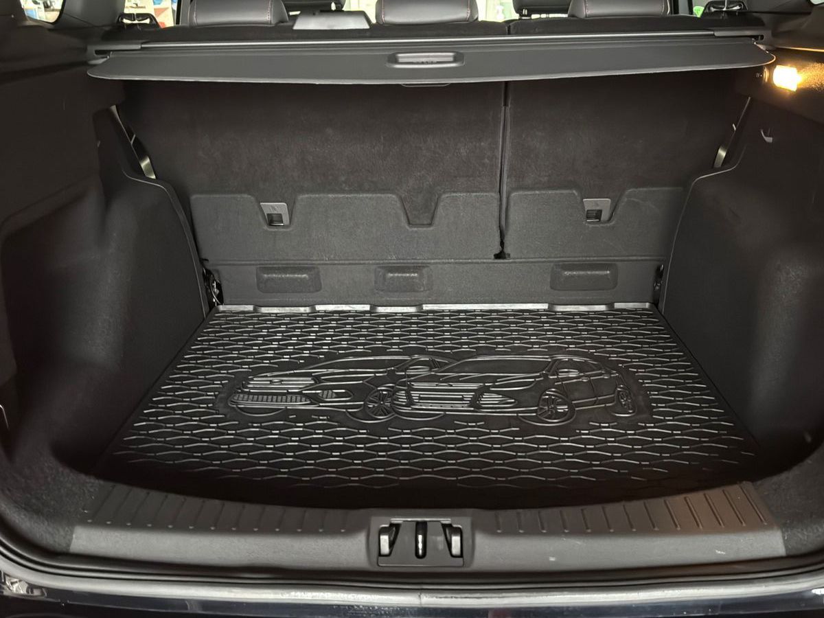 Fahrzeugabbildung Ford Kuga ST-Line/ ATM bei 52.000km / unfallfrei