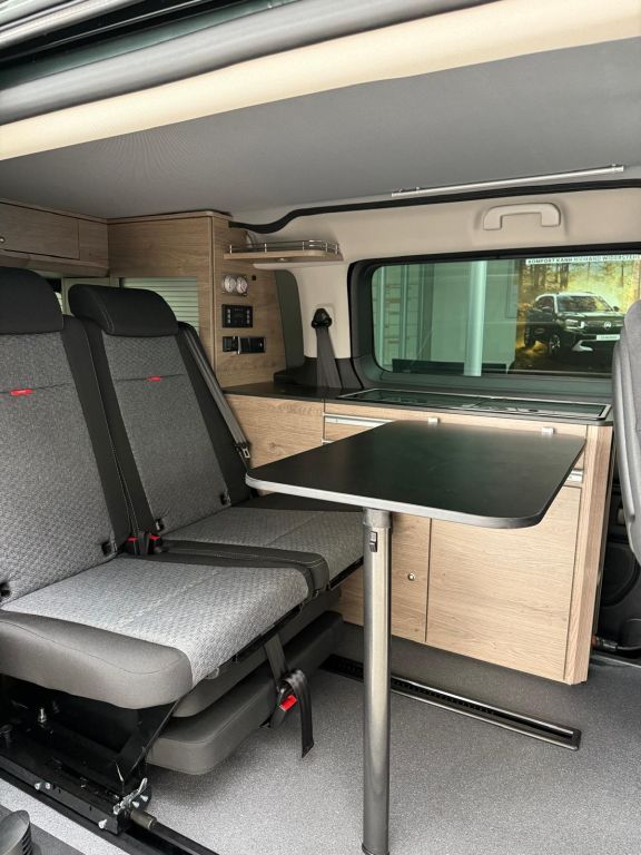 Fahrzeugabbildung Citroën Spacetourer Holidays Diesel 180 Autm. Paket Max