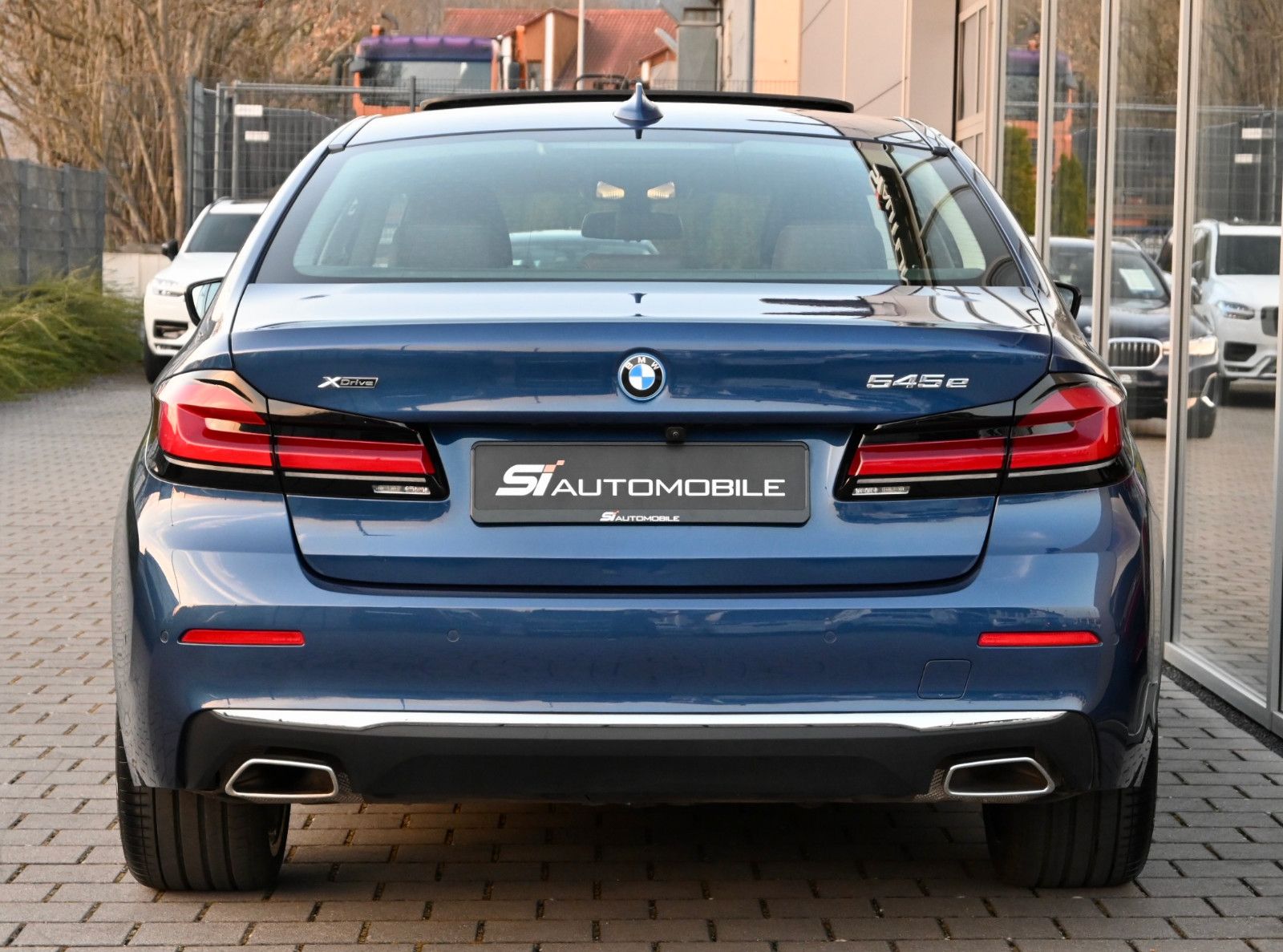 Fahrzeugabbildung BMW 545e xDr. Luxury °UVP 99.870€°ACC°GLASDACH°360°K