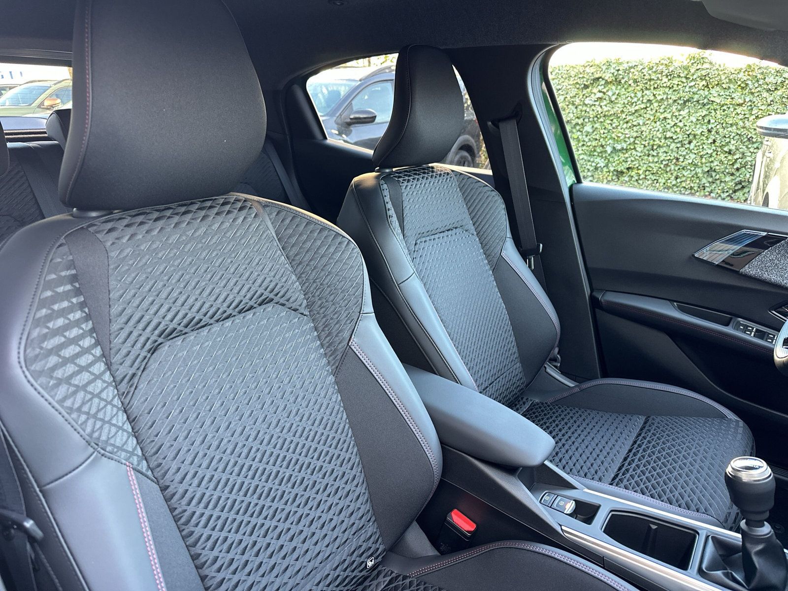 Renault Clio - Bild 13