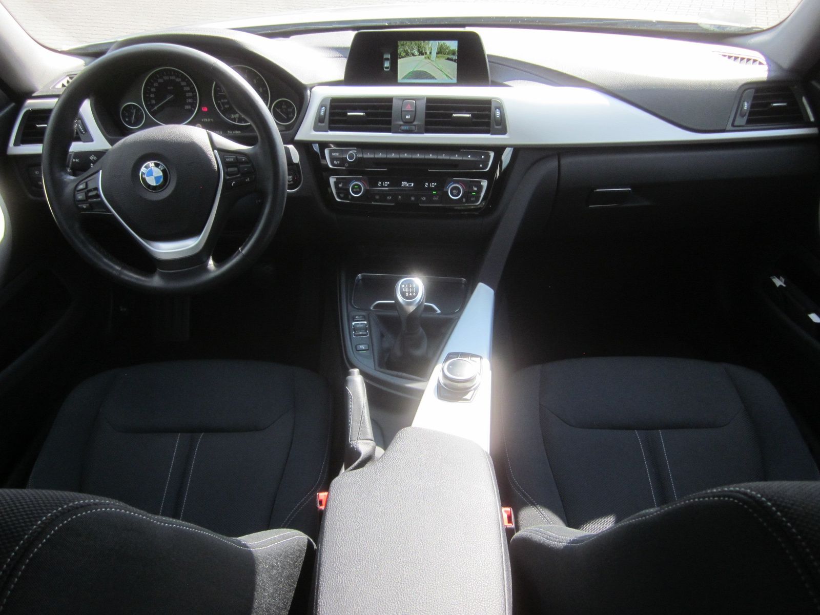 BMW 420i GRAN COUPÉ ADVANTAGE NAVI LED SPORTFAHRWERK foto 16