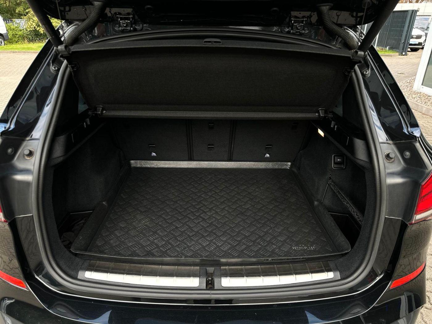 BMW X1 M-Sport ACC LED AHK HUD Navi PDC SHZ SpurW