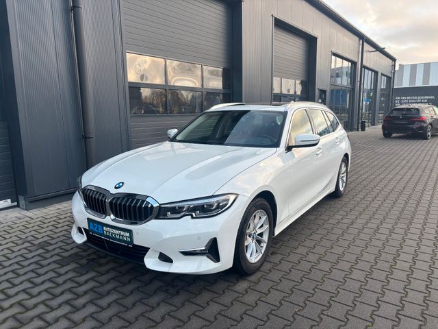 BMW 320 i Touring LuxuryLine AHK DAB LED PANO KAMERA