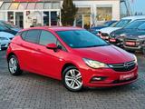 Opel Astra K Lim. 1.4 Turbo Active*SHZ*BCM*GRA*MFL*BT - Opel Astra: Rot