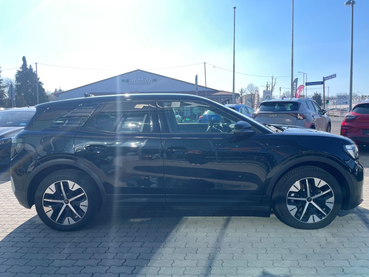 Fahrzeugabbildung Ford Explorer RWD HUD Navi Digitales Cockpit Memory S