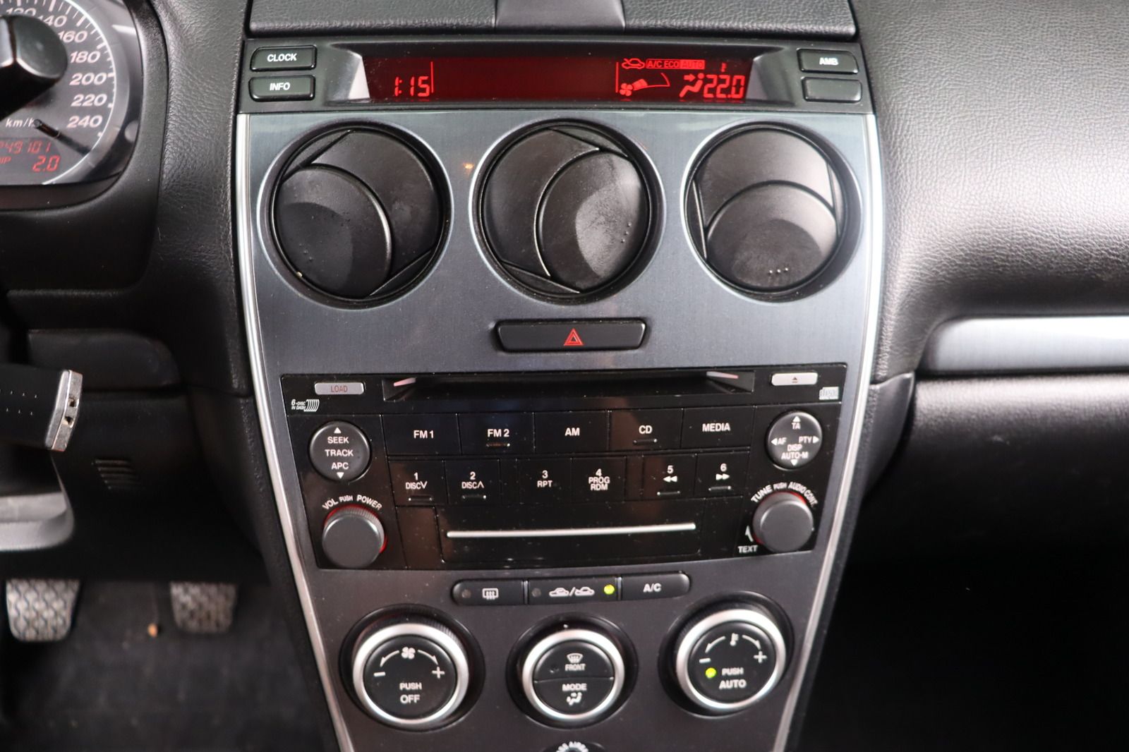 Fahrzeugabbildung Mazda 6 2.0 Active Sport Kombi * Xenon * Sitzhzg