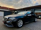 Mercedes-Benz E 220d Limo. Exclusive WIDESCREEN/LED - Mercedes-Benz E-Klasse: Exclusive