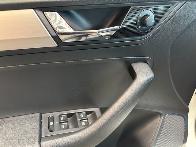 Skoda Rapid *Service:NEU*TEMPO*SitzHZ*KLIMAAUTO*PDC*