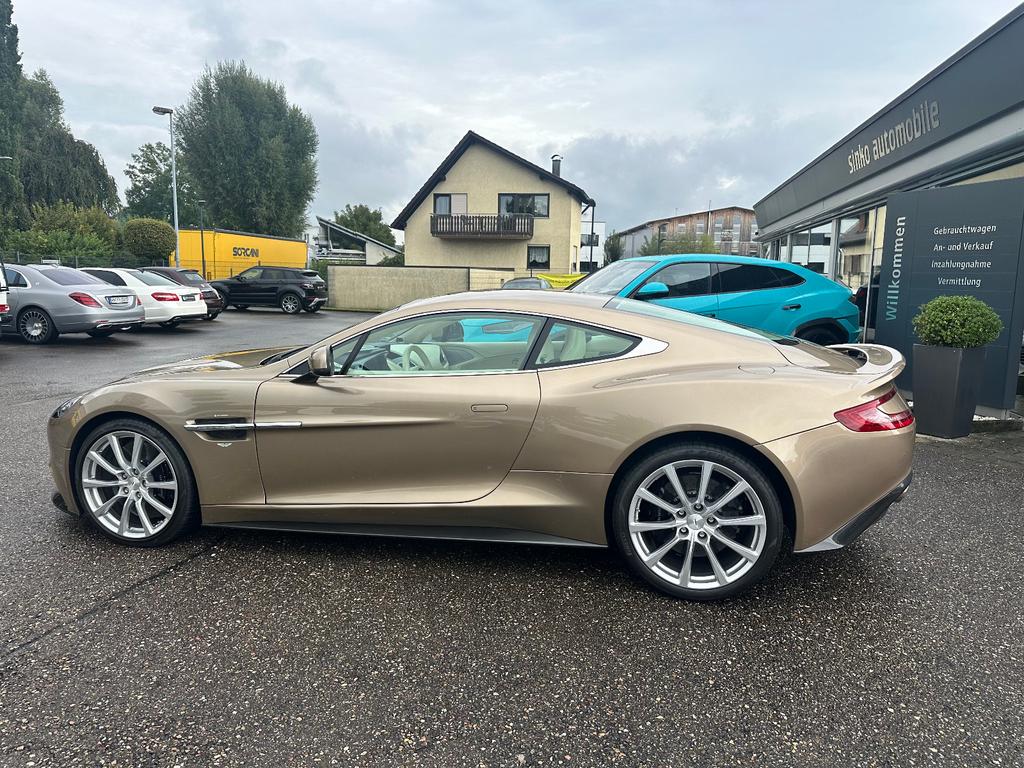 Aston Martin Vanquish