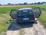 Mercedes-Benz S 123 T Modell 230 4 Gang dB 904 - Mercedes-Benz 230 mit Benzin-Antrieb: Kombi