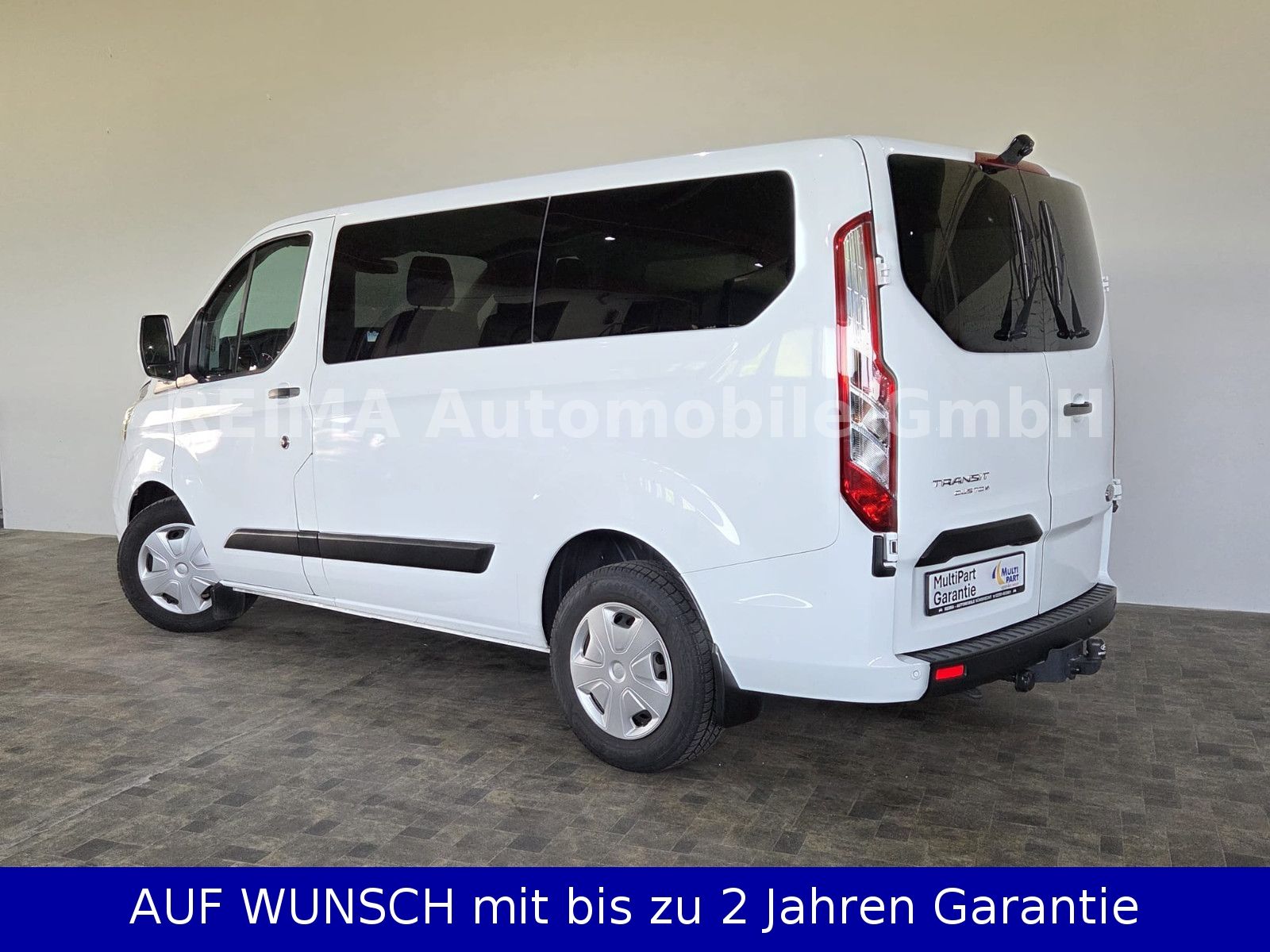 Fahrzeugabbildung Ford Transit Custom 2,0 TDi Kombi 9 Sitzer, Kamera