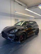 Porsche Cayenne GTS/Sport Chrono/Service Neu - Porsche Cayenne Gebrauchtwagen in Stuttgart