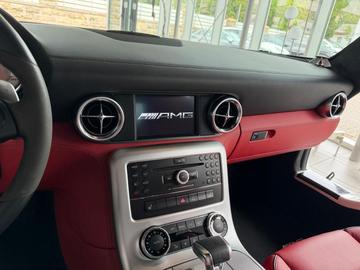 2010 Mercedes-BENZ SLS AMG 缩略图 35
