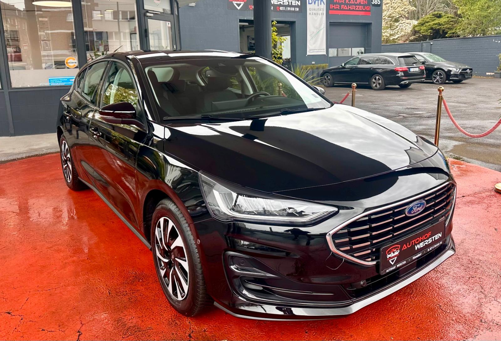 Ford Focus Lim. Titanium| Navi | LED | Assistenzpaket