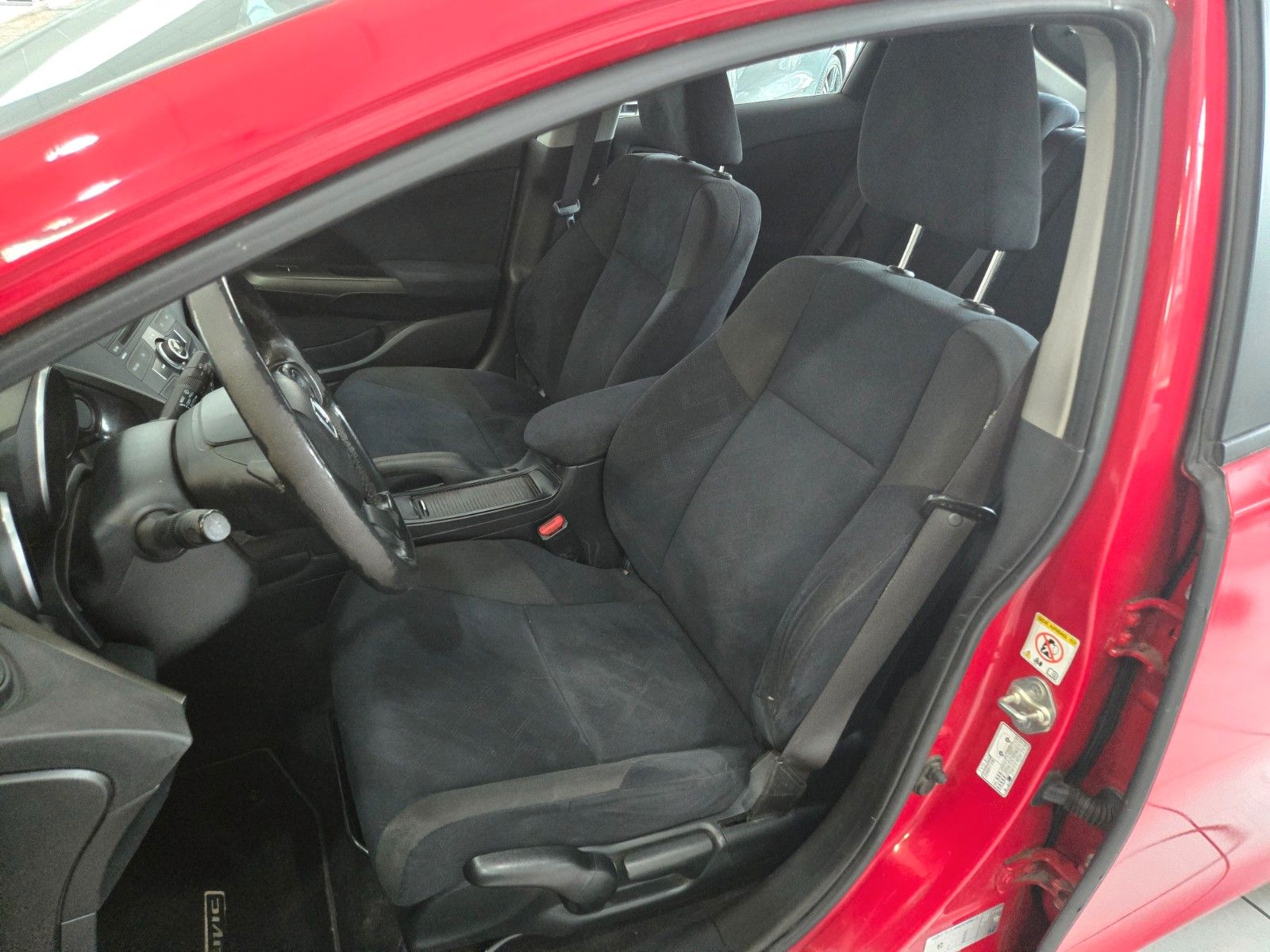 Fahrzeugabbildung Honda Civic Lim. 5-trg. 1.4 Sport