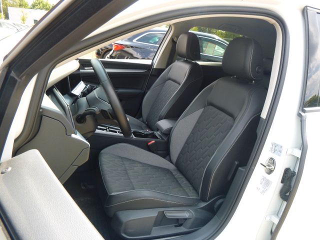 Fahrzeugabbildung Volkswagen Golf VIII 1.5 eTSI Goal >AUT/KAM/NAVI/LED<