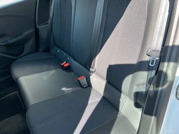 Fotografie des Opel Corsa F Elegance Sitz.-Lenkradheizung LED