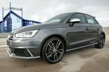 Audi S1 2.0 TFSI quattro Sportback  AUS 1.HAND NAVI - mit Benzin-Antrieb: Allradantrieb, Kleinwagen