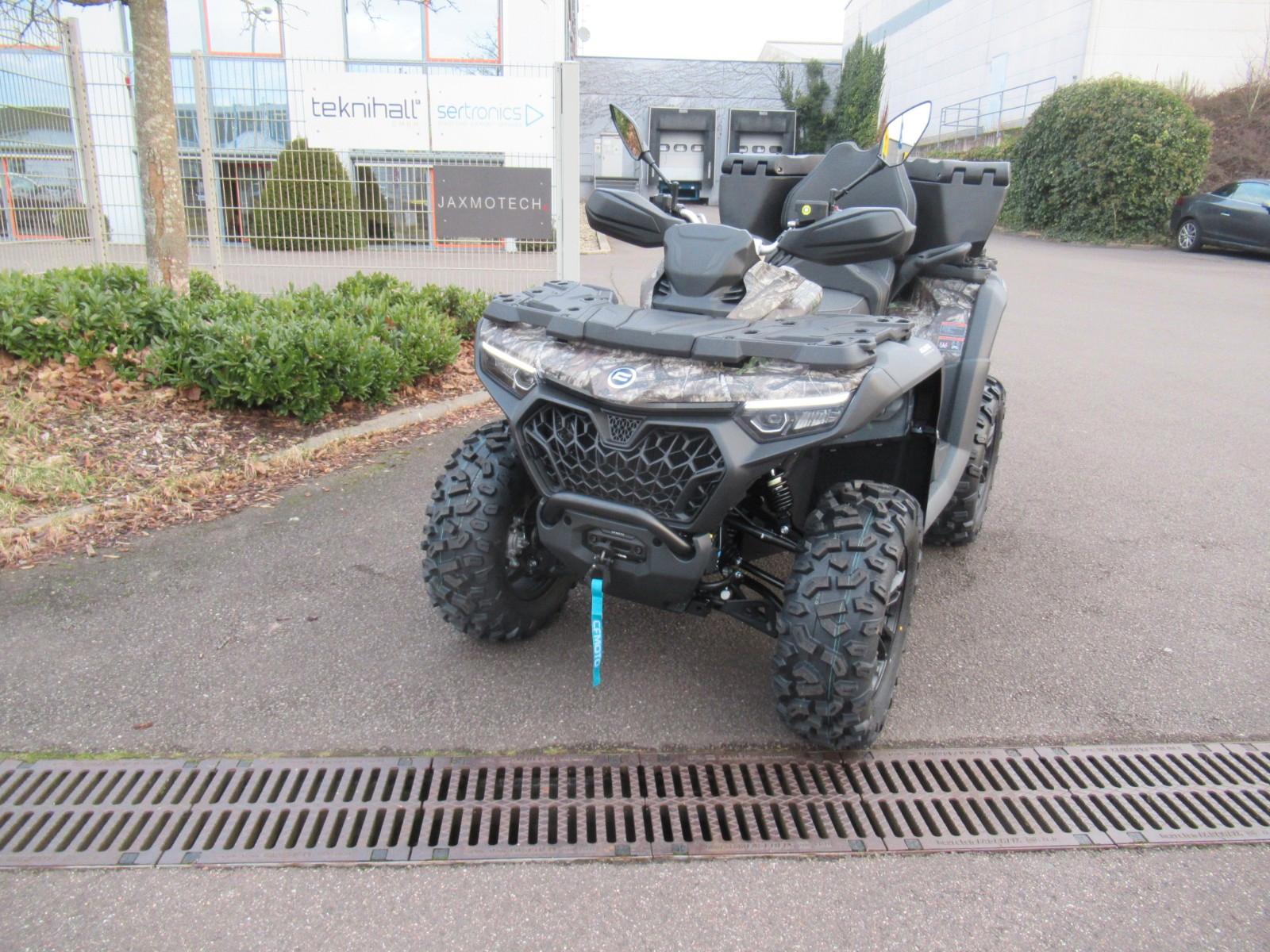 CFMOTO CForce 850 Touring  ABS