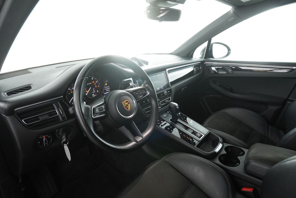 Image of Porsche Macan