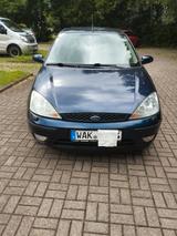Ford Focus 1,8 Ghia  - Ford Focus aus 2002: Ghia