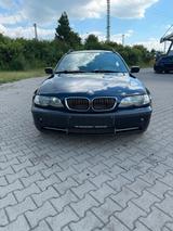 BMW E46 330i Touring | Schalter | TÜV neu - BMW 330 aus 2001: I