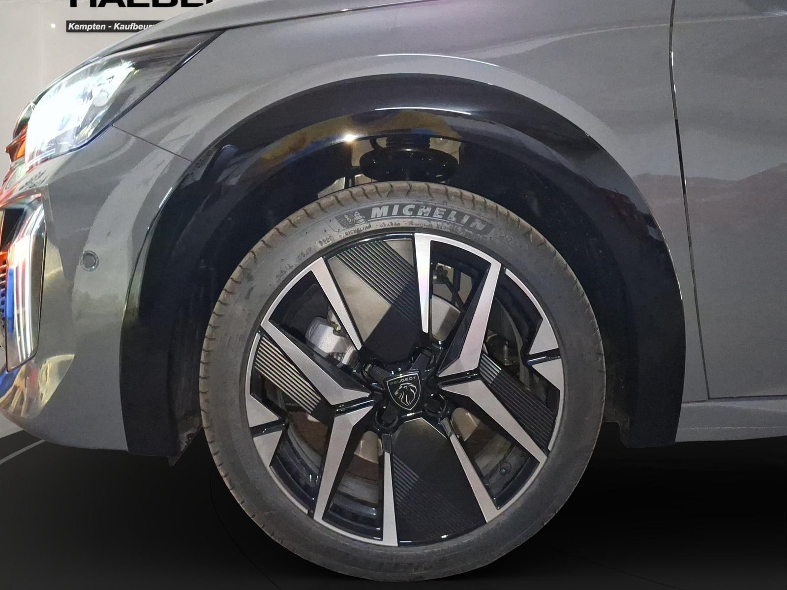 Peugeot 208 1.2 Turbo 100 Allure LED+Navi+SHZ+360+Kam.