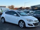 Opel Astra J Lim. 5-trg. Energy/SHZ/EURO 5 - Opel Astra: Eu