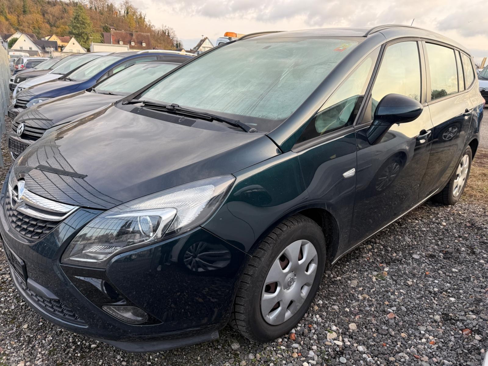 Opel Zafira C Tourer Selection Motor Macht Geräusche!