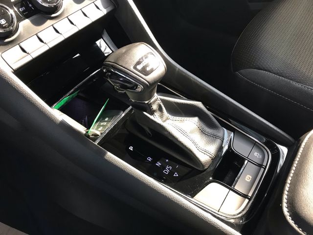 Karoq Tour 2.0 TDI 4x4 DSG*KAMERA*NAVI*