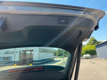 Skoda Kamiq Tour 1,5 TSI AHZV NAVI LED PDC Kamera