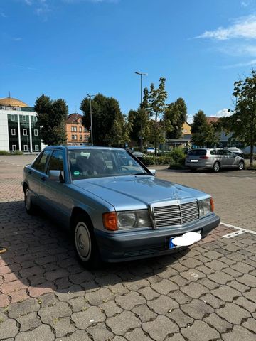 Mercedes-Benz 190 2.0E Automatik mit H-Kennz. / Bitte lesen