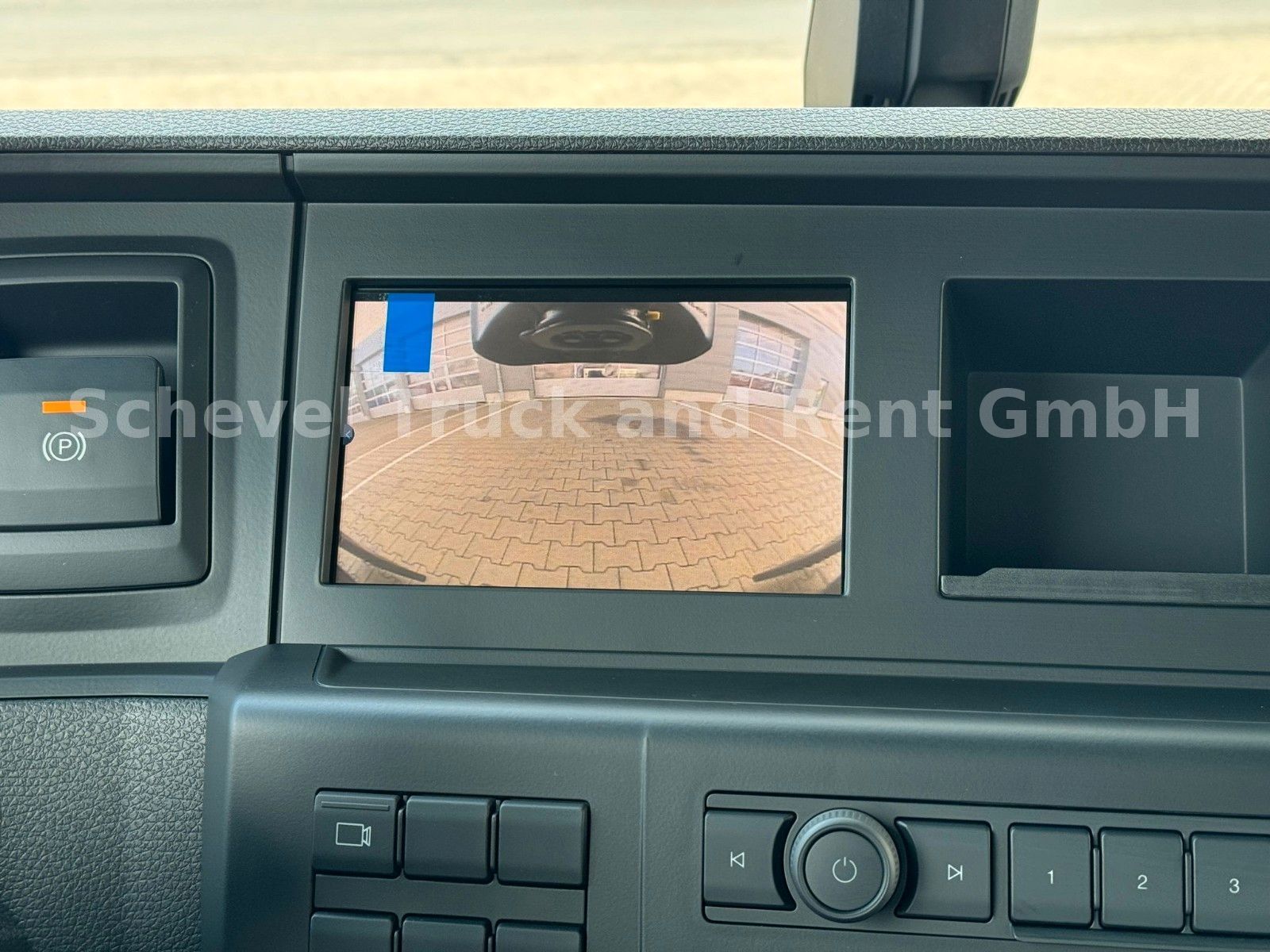 Fahrzeugabbildung MAN TGS 18.520 BL SA 4x4 mit Hydraulikvortbere* AhK