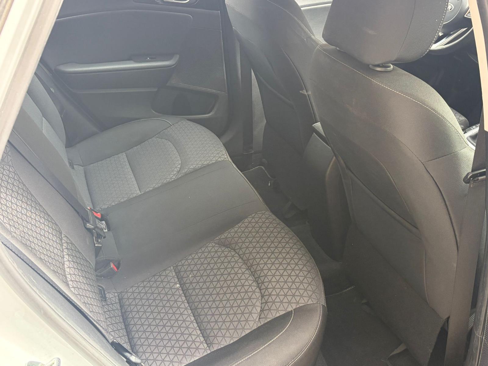 Kia cee'd Sportswagon 1.6 CRDi Hybrid Diesel / E