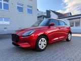 Suzuki Swift 1.2 Dualjet Hybrid 61 kW Club - Suzuki Swift Gebrauchtwagen in Bielefeld