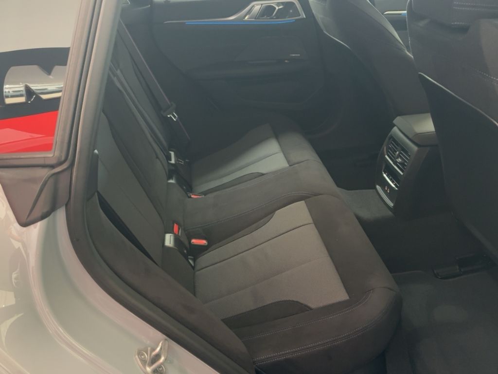 BMW i4 - Bild 8