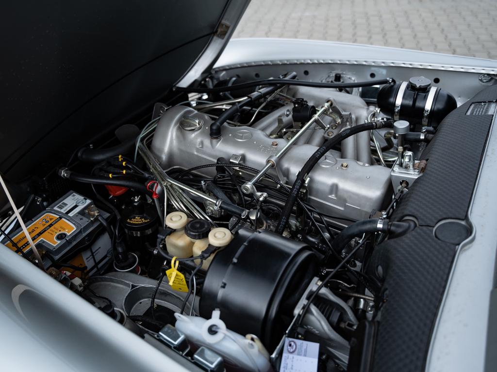 Mercedes-Benz SL 280