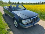 Mercedes-Benz E 220 E 220 - Mercedes-Benz E-Class aus 1996