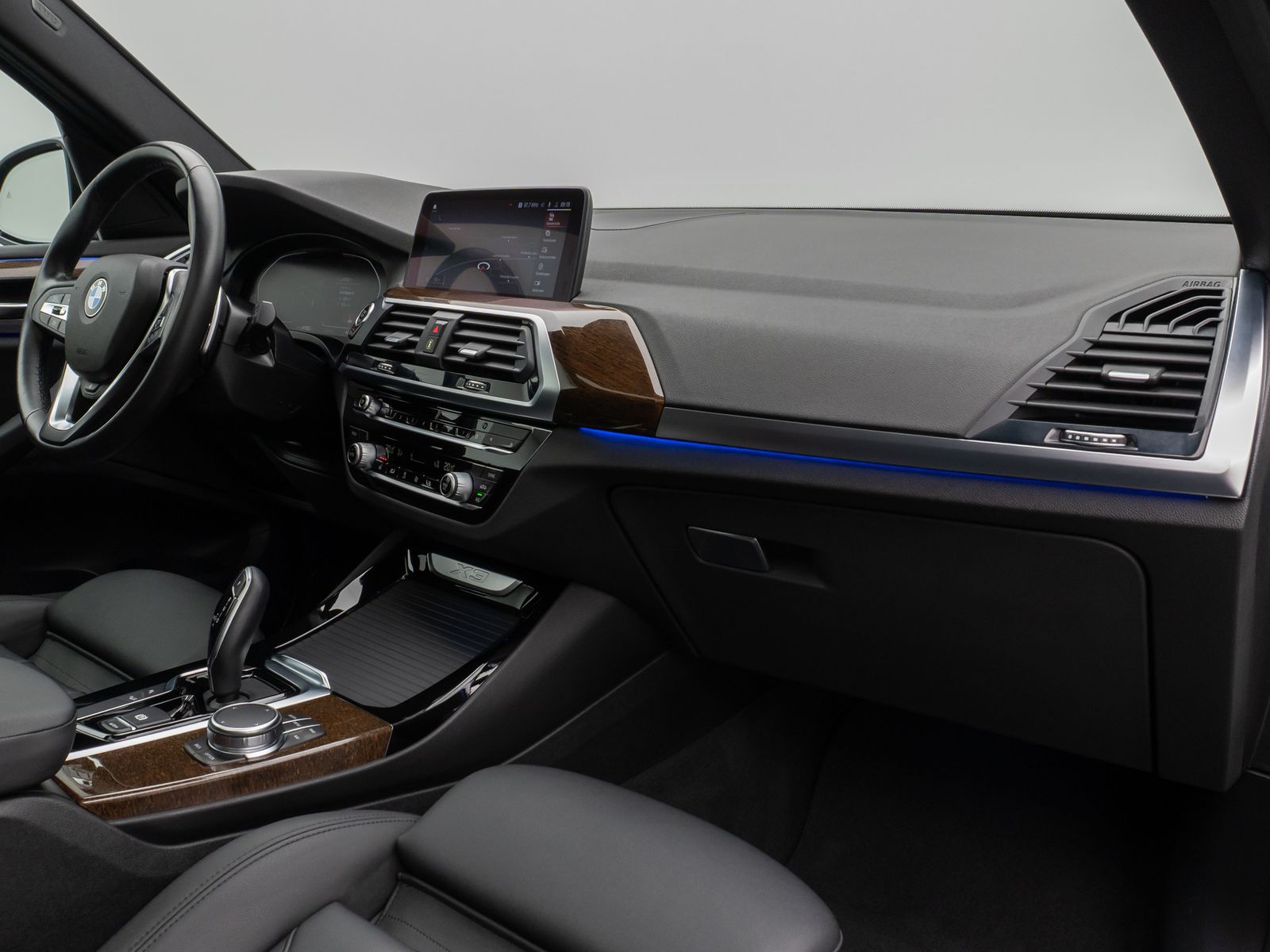 Fahrzeugabbildung BMW X3 xD30i xLine Panoram Kamera HiFi Komfort Sport