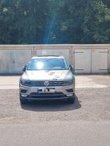 Volkswagen Tiguan 2.0 TDI SCR 140kW DSG BMT 4MOT Highli... - Volkswagen Tiguan in Halle