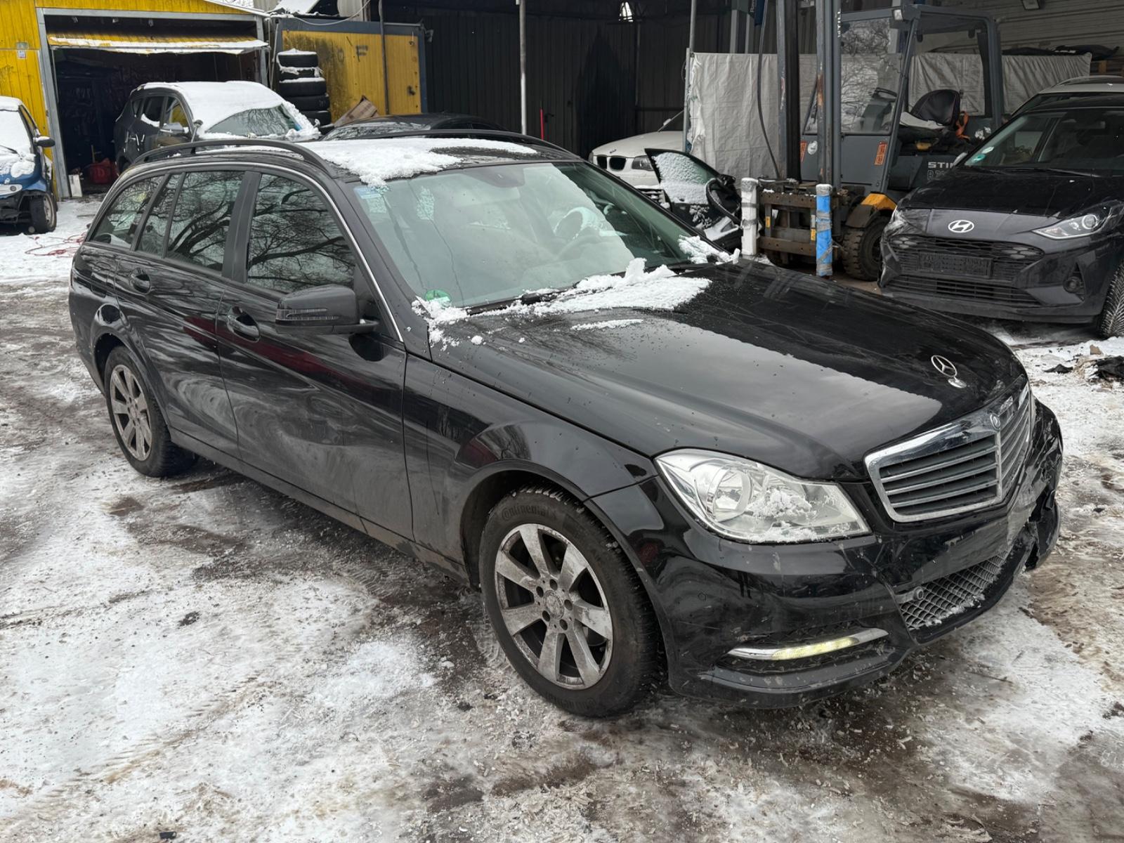 Mercedes-Benz C 200 CDI T BlueEFFICIENCY  NAVI SITZHEIZUNG