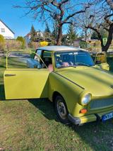 Trabant 601 S,1989, in panamagrün und weiß... - Trabant 601 aus 1990