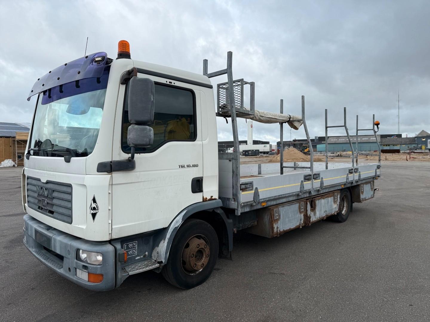 MAN TGL 10.180 4x2 Flatbed 6,80 m. Euro 3