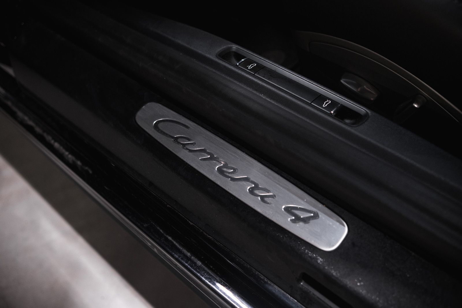 Fahrzeugabbildung Porsche 991/911 Carrera 4 -Approved-BOSE-PASM-Sportabgas
