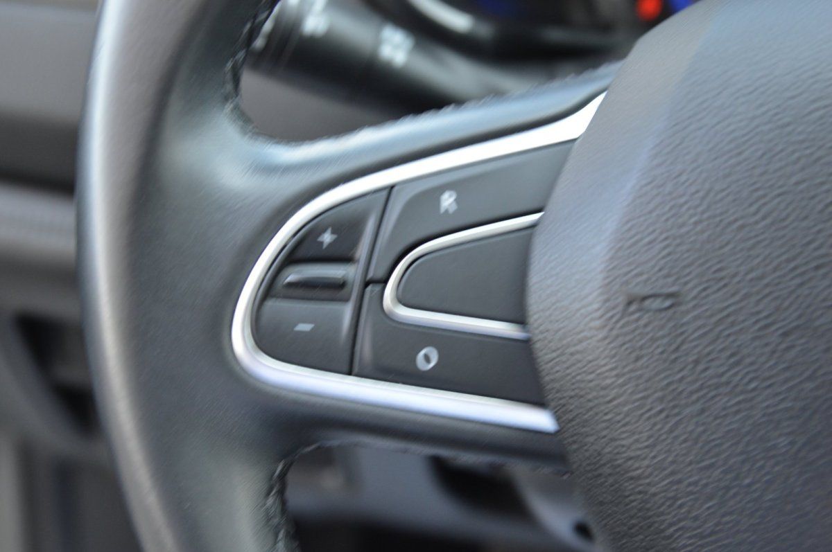 Fahrzeugabbildung Renault Koleos Intens LED AHK SHZ Schiebedach